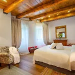 Castello Di Postignano Relais Hotel Sellano