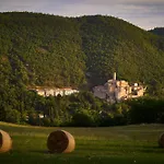 Castello Di Postignano Relais 4*