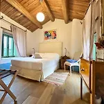 Hotel Castello Di Postignano Relais 4*