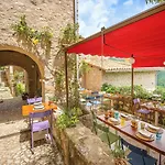 Castello Di Postignano Relais Sellano