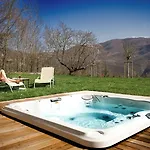 Castello Di Postignano Relais Hotel