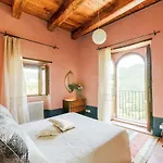 Castello Di Postignano Relais Hotel 4*