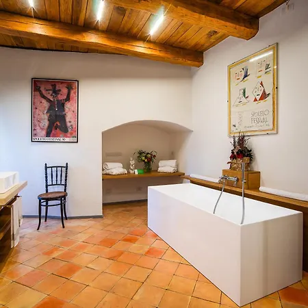 Hotel Castello Di Postignano Relais
