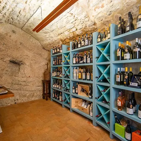 Hotel Castello Di Postignano Relais 4*