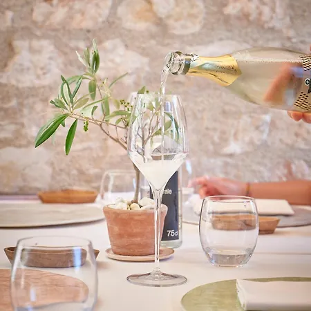 Castello Di Postignano Relais Hotel 4*