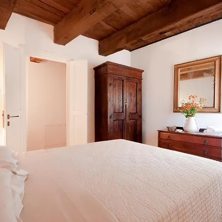 Castello Di Postignano Relais 4* Sellano