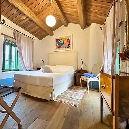 Hotel Castello Di Postignano Relais 4*