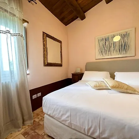Castello Di Postignano Relais 4* Sellano