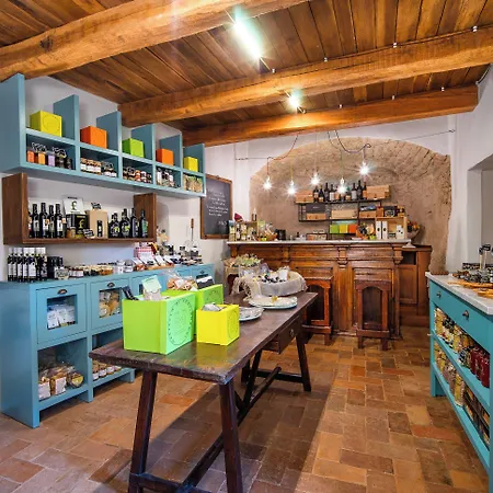 Ξενοδοχείο Castello Di Postignano Relais