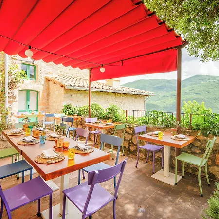 Castello Di Postignano Relais 4* Sellano