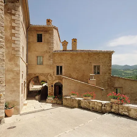 Ξενοδοχείο Castello Di Postignano Relais