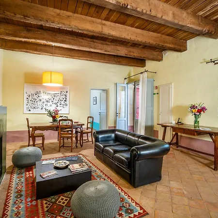 Castello Di Postignano Relais