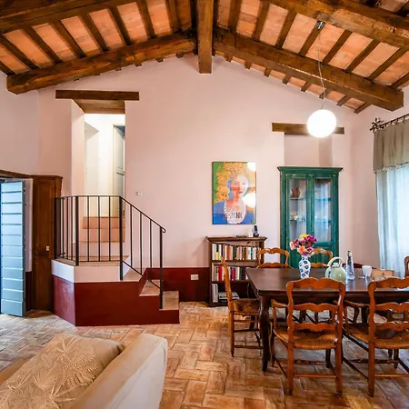 Castello Di Postignano Relais 4* Sellano