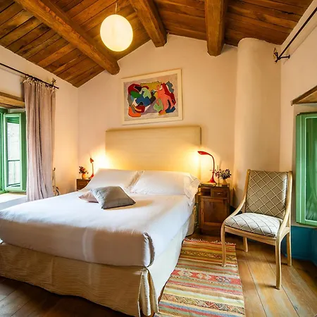 Castello Di Postignano Relais Hotel