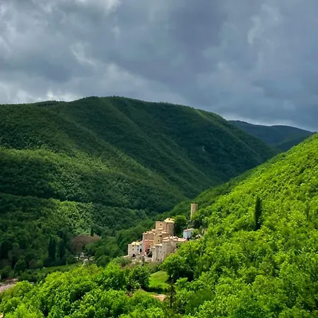 Castello Di Postignano Relais