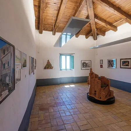 Castello Di Postignano Relais Hotel Sellano