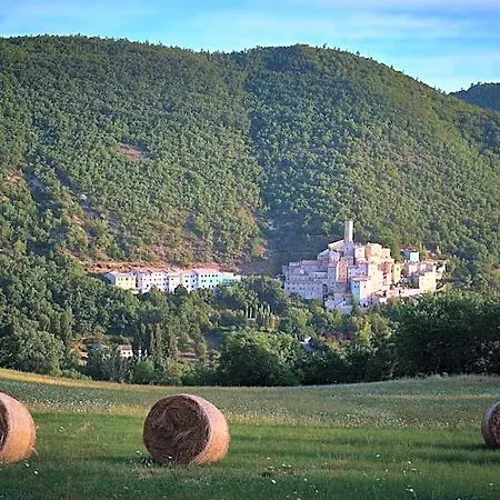 Castello Di Postignano Relais