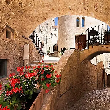 Castello Di Postignano Relais Sellano