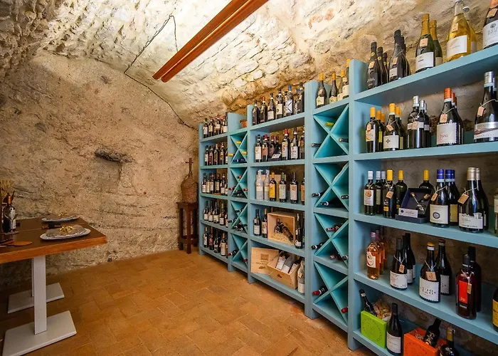 Hotel Castello Di Postignano Relais 4*