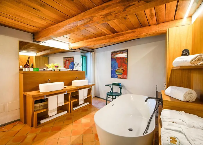 Castello Di Postignano Relais