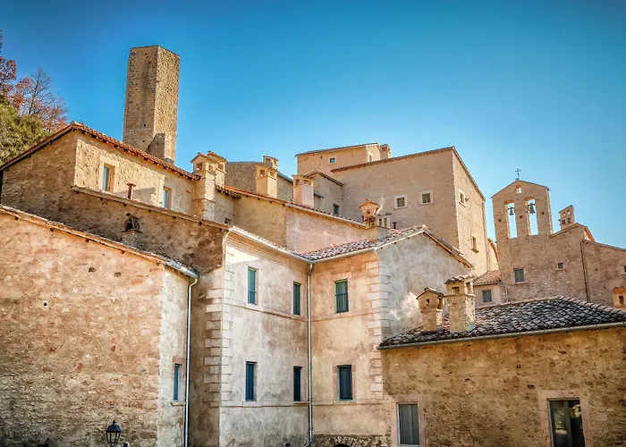 Szálloda Castello Di Postignano Relais Sellano