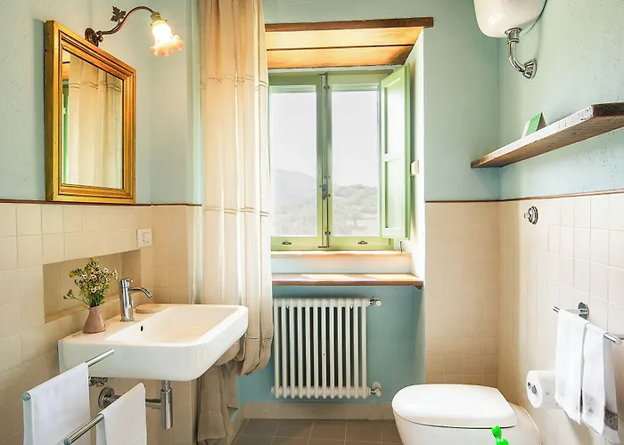 Castello Di Postignano Relais 셀라노